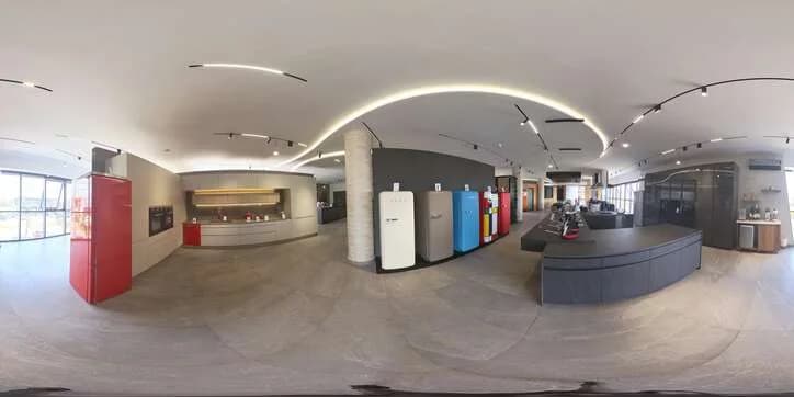 Showroom SMEG — refrigeration